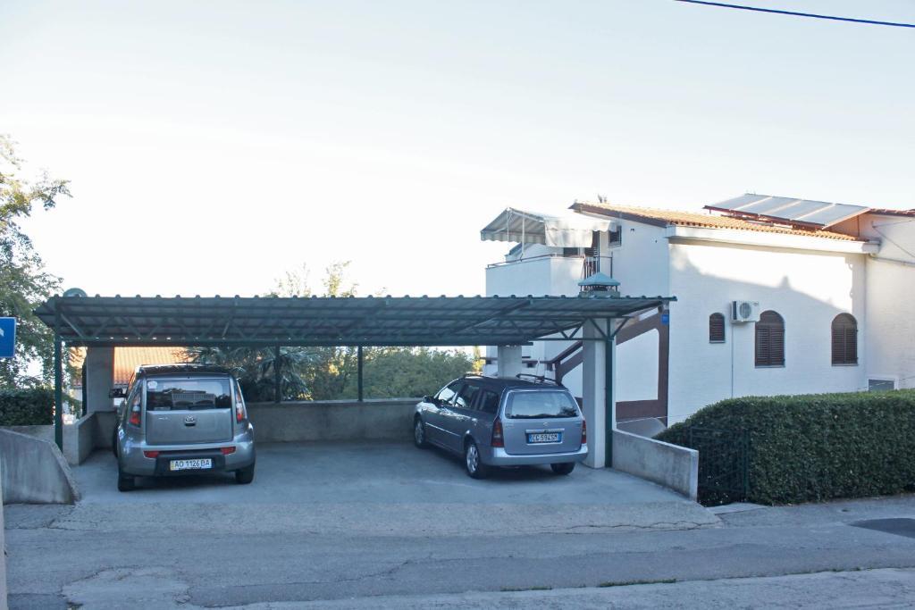 Apartments Matic Njivice Kültér fotó