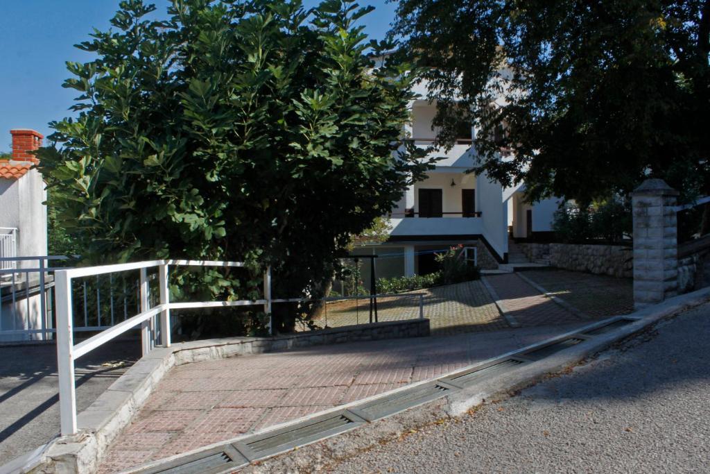 Apartments Matic Njivice Kültér fotó