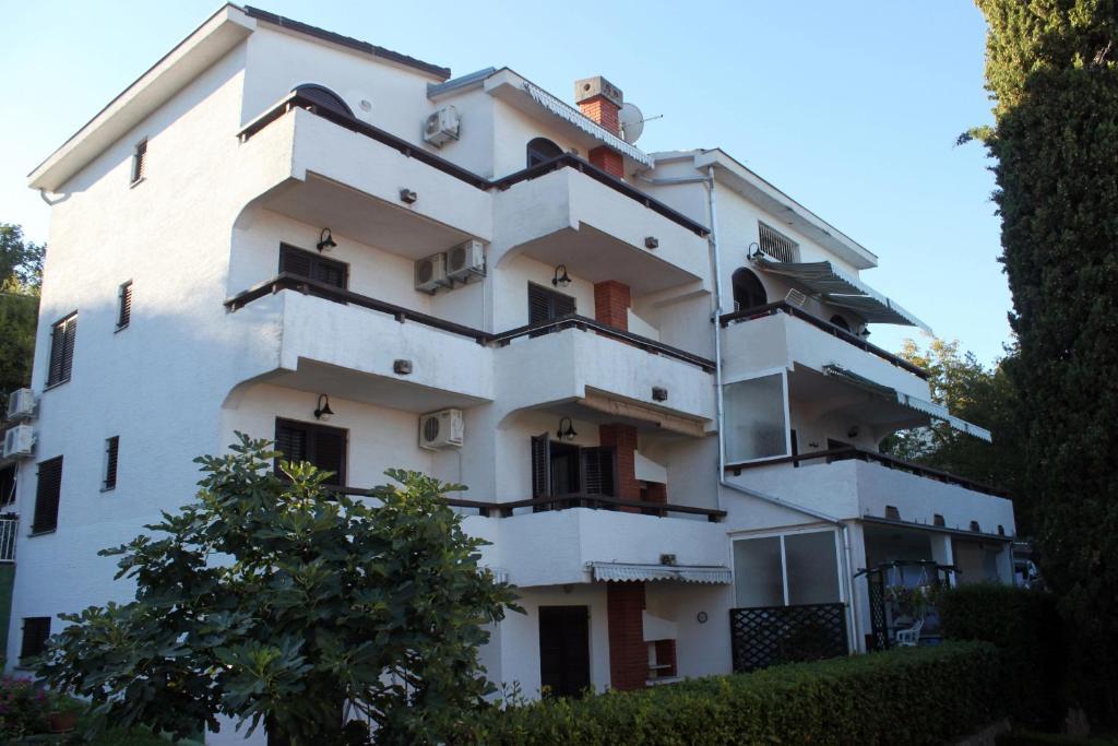 Apartments Matic Njivice Kültér fotó
